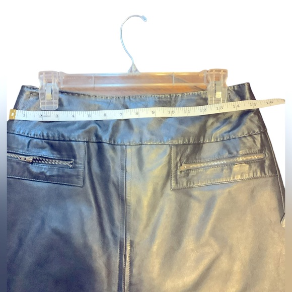 Cach’e Women’s GENUINE LEATHER Lined Skirt. New With Tags. Dark Silver Gray - Picture 2 of 9